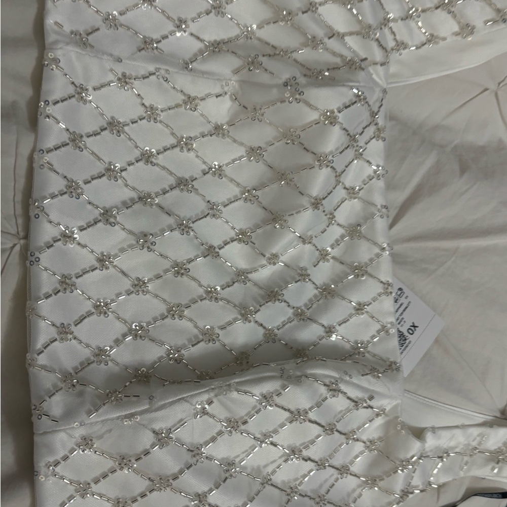 Forever 21 White Satin Top with Silver Zipper
